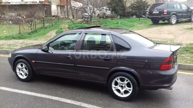 Opel Vectra 1996, 216,000 km - 1.6 l - Bakı