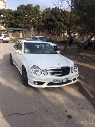 Mercedes E 240 2004, 210,653 km - 2.6 l - Bakı