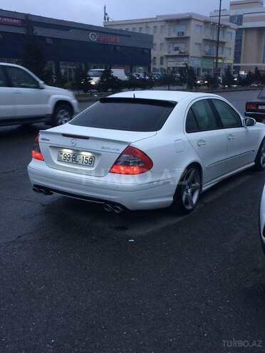 Mercedes E 240 2004, 210,653 km - 2.6 l - Bakı