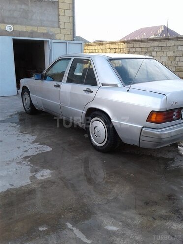 Mercedes 190 1992, 276,850 km - 0.2 л - Salyan
