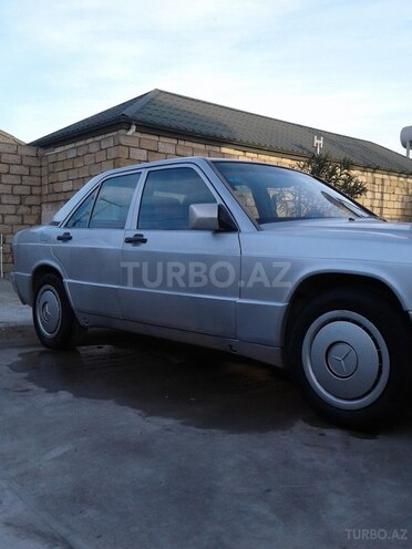 Mercedes 190 1992, 276,850 km - 0.2 л - Salyan