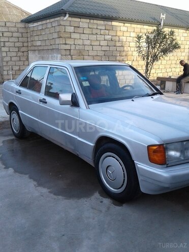 Mercedes 190 1992, 276,850 km - 0.2 л - Salyan