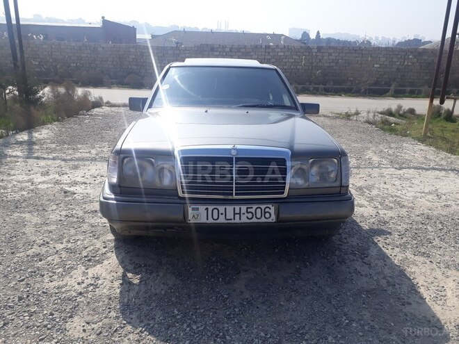 Mercedes E 230 1991, 25,000 km - 2.3 l - Bakı
