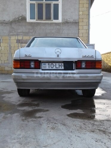 Mercedes 190 1992, 276,850 km - 0.2 л - Salyan