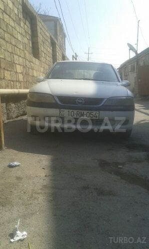 Opel Vectra 1998, 200,000 km - 0.2 л - Bakı