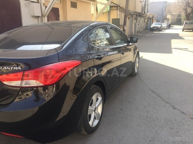 Hyundai Elantra 2011, 130,000 km - 1.6 л - Bakı