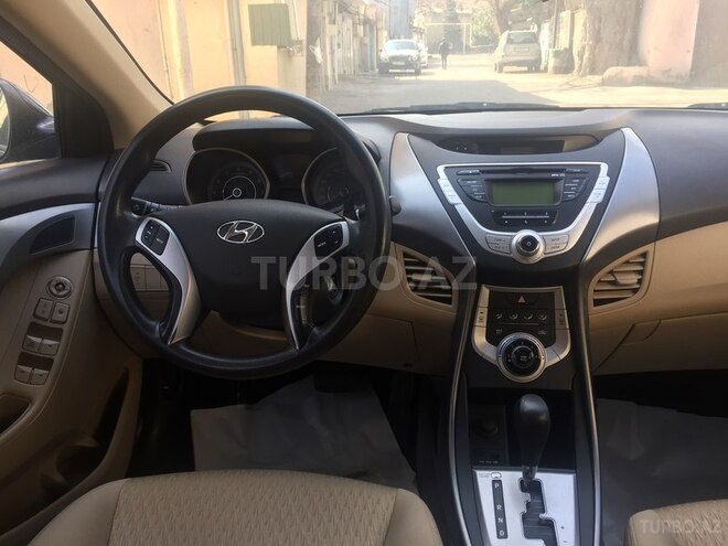 Hyundai Elantra 2011, 130,000 km - 1.6 л - Bakı