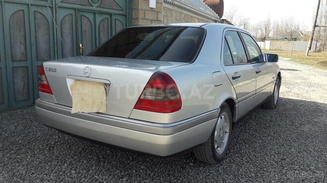 Mercedes C 200 1995, 574,863 km - 2.0 l - Bərdə