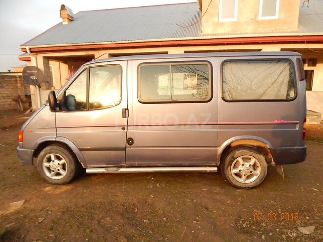 Ford Transit 1997, 240,000 km - 2.5 l - Quba