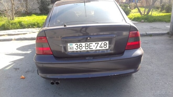 Opel Vectra 1996, 250,000 km - 2.5 л - Bakı