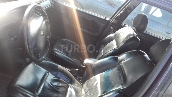 Opel Vectra 1996, 250,000 km - 2.5 л - Bakı