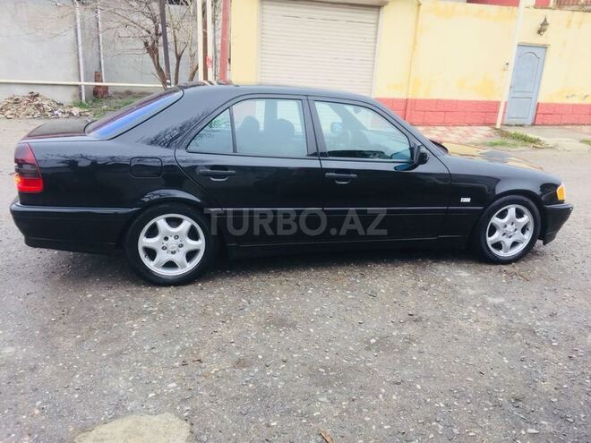 Mercedes C 230 1999, 245,000 km - 2.3 l - Bakı