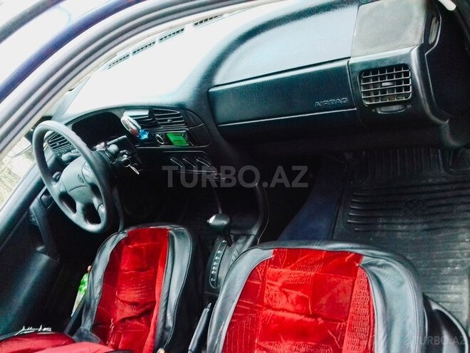 Volkswagen Golf 1994, 3,608,004 km - 1.8 l - Zaqatala