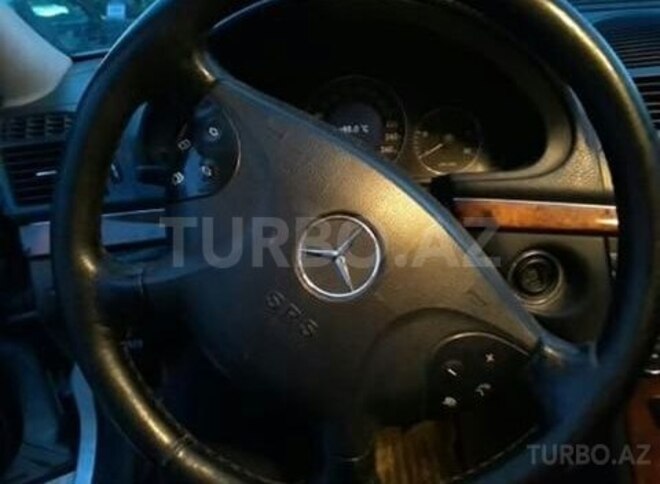 Mercedes E 270 2002, 370,000 km - 2.7 л - Şəki