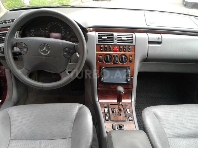 Mercedes E 220 1999, 314,000 km - 2.2 л - Bakı