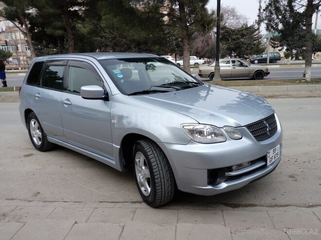 Mitsubishi Airtrek 2004, 196,614 km - 2.0 l - Sumqayıt