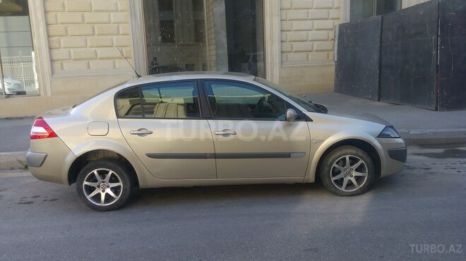 Renault Megane 2006, 242,000 km - 1.6 л - Bakı