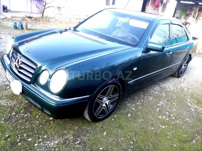 Mercedes E 230 1995, 333,000 km - 0.2 l - Xaçmaz