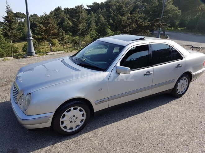 Mercedes E 200 1997, 212,000 km - 2.0 l - Bakı