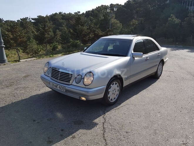 Mercedes E 200 1997, 212,000 km - 2.0 l - Bakı