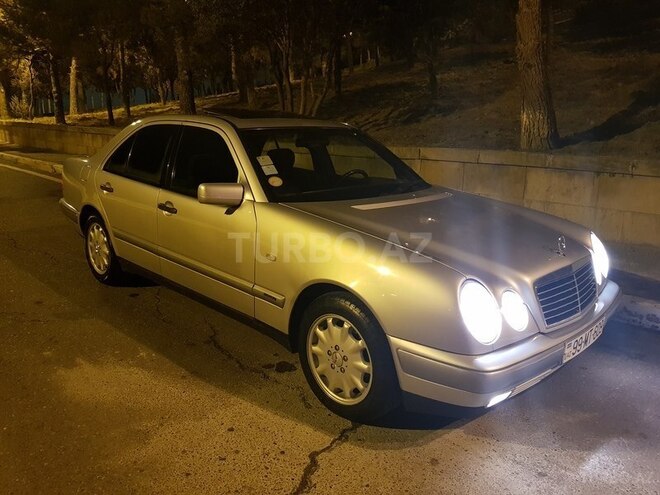 Mercedes E 200 1997, 212,000 km - 2.0 l - Bakı