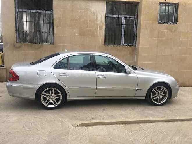 Mercedes E 220 2008, 153,000 km - 2.2 l - Bakı