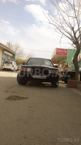 Mercedes 190 1988, 160,940 km - 2.0 l - Beyləqan