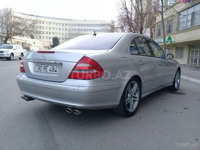 Mercedes E 240 2003, 201,000 km - 2.6 l - Bakı