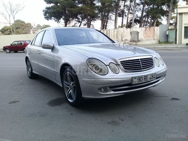 Mercedes E 240 2003, 201,000 km - 2.6 l - Bakı