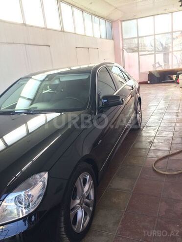 Mercedes E 200 2012, 113,870 km - 1.8 l - Bakı
