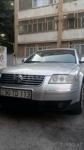 Volkswagen Passat 2003, 300,000 km - 2.0 л - Bakı