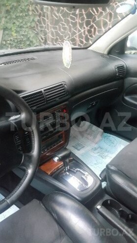 Volkswagen Passat 2003, 300,000 km - 2.0 л - Bakı