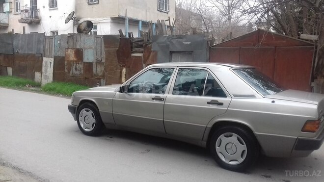 Mercedes 190 1992, 293,500 km - 2.0 l - Bakı