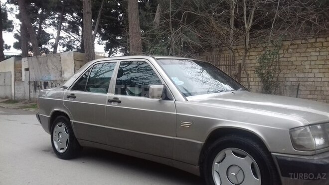 Mercedes 190 1992, 293,500 km - 2.0 l - Bakı