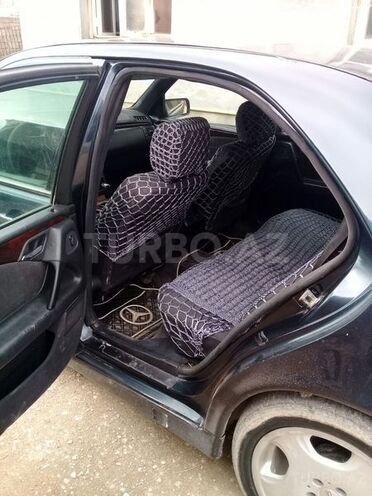 Mercedes E 200 1995, 240,000 km - 2.0 l - Bakı
