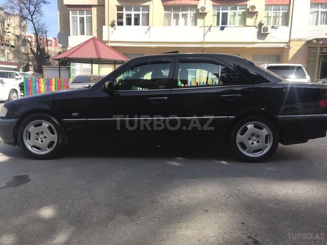 Mercedes C 240 1998, 198,000 km - 2.4 l - Bakı