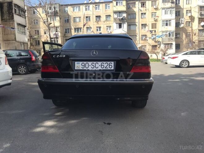 Mercedes C 240 1998, 198,000 km - 2.4 l - Bakı