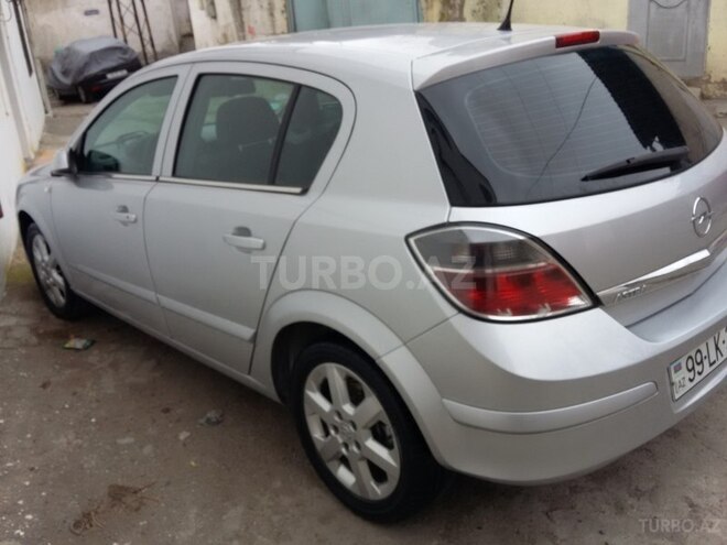 Opel Astra 2004, 198,000 km - 1.8 l - Bakı