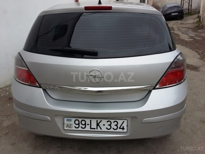 Opel Astra 2004, 198,000 km - 1.8 l - Bakı