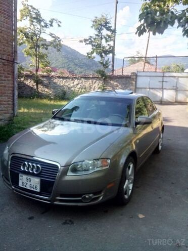 Audi A4 2005, 199,999 km - 2.0 l - Balakən