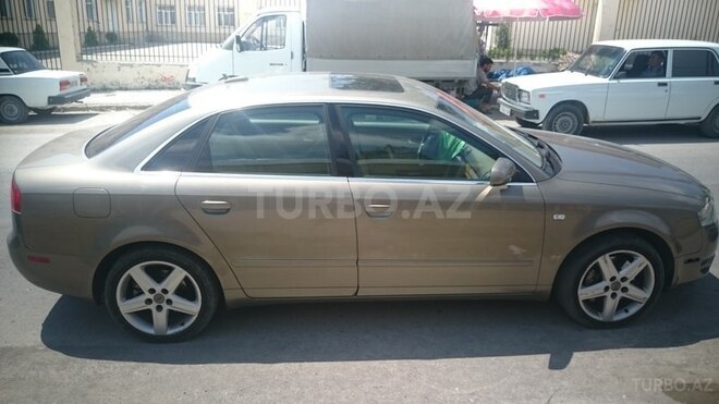 Audi A4 2005, 199,999 km - 2.0 l - Balakən