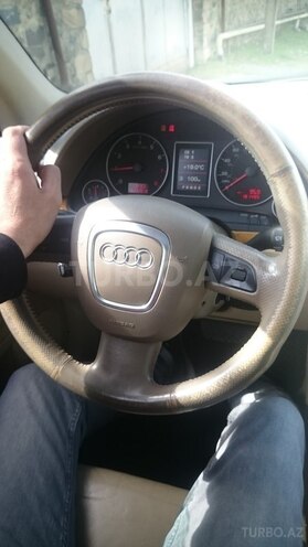 Audi A4 2005, 199,999 km - 2.0 l - Balakən