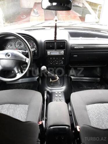 GAZ 31105 2005, 103,000 km - 2.3 l - Bakı