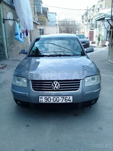 Volkswagen Passat 2003, 230,000 km - 2.0 l - Bakı