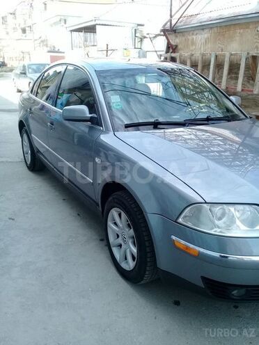 Volkswagen Passat 2003, 230,000 km - 2.0 l - Bakı