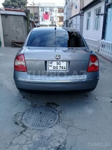 Volkswagen Passat 2003, 230,000 km - 2.0 l - Bakı