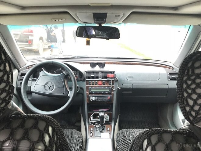 Mercedes C 230 1997, 256,000 km - 2.3 l - Bakı