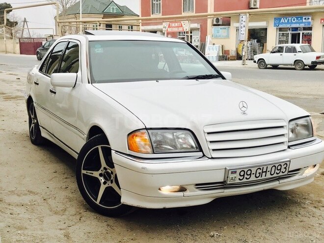 Mercedes C 230 1997, 256,000 km - 2.3 l - Bakı