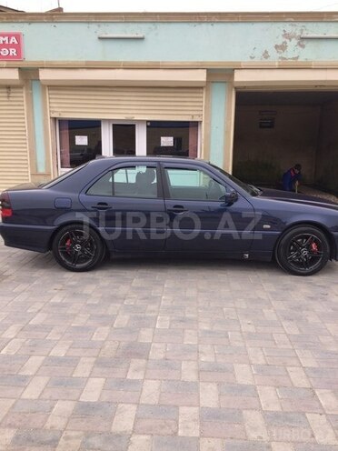 Mercedes C 200 1999, 225,000 km - 2.0 l - Bakı