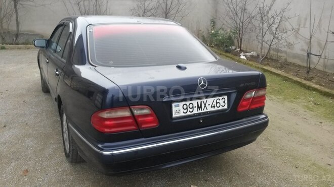 Mercedes E 200 2000, 236,000 km - 2.0 l - Bakı